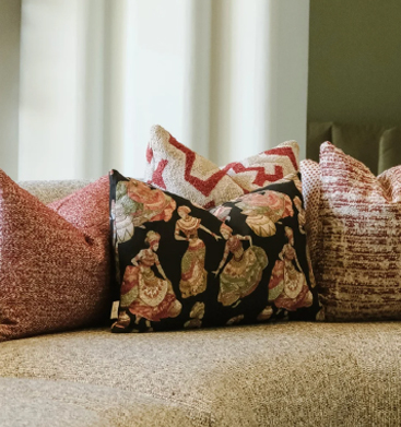 Tamu Cushion Set